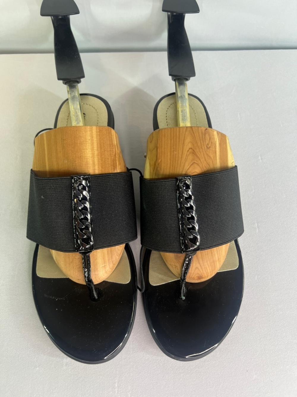 East 5th Olson Black Chain-Accent Slide Sandals 7.5M
